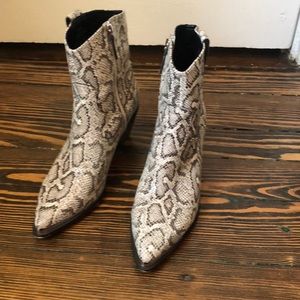 Villa Rouge snake cowboy ankle boot size 9.5